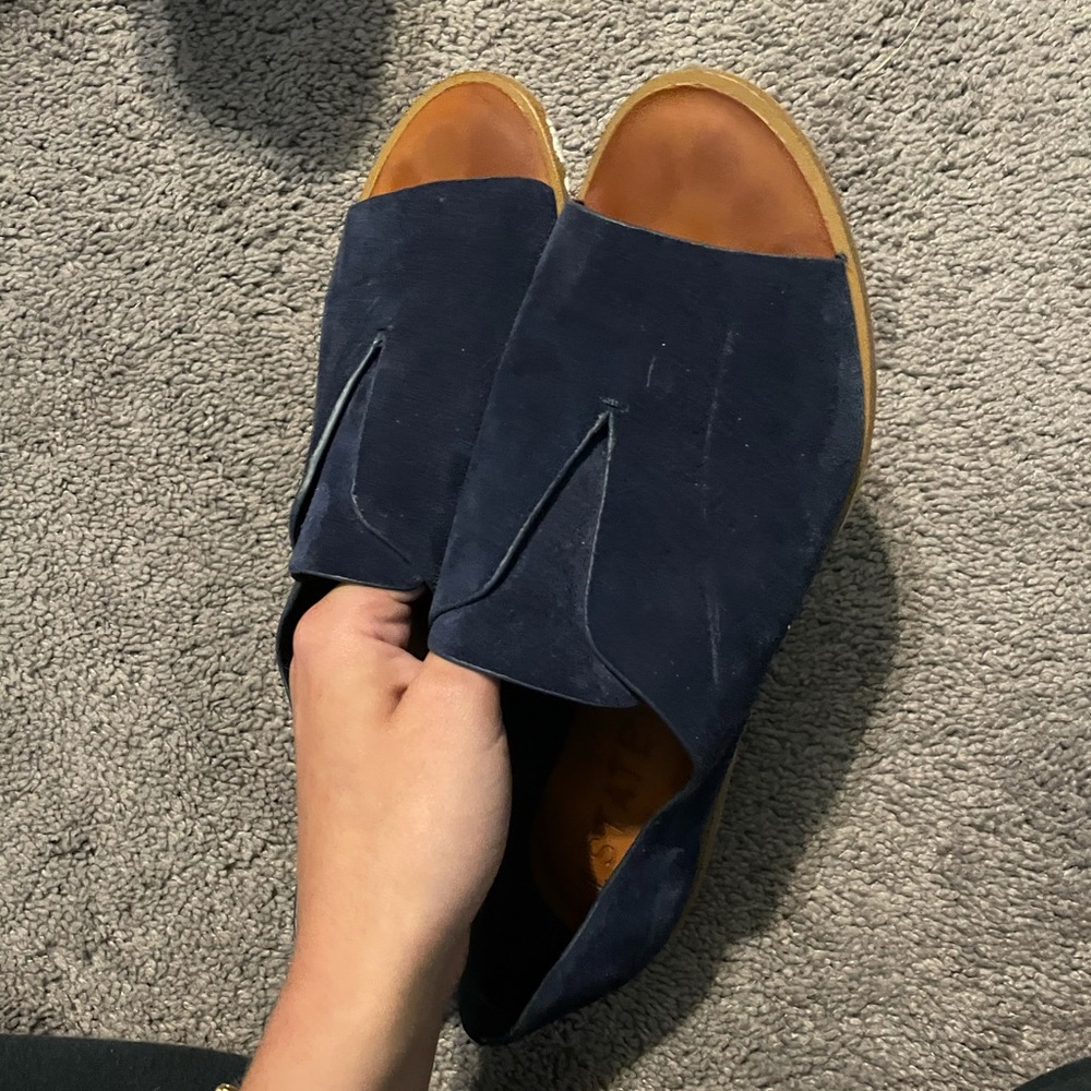 1.State shoes